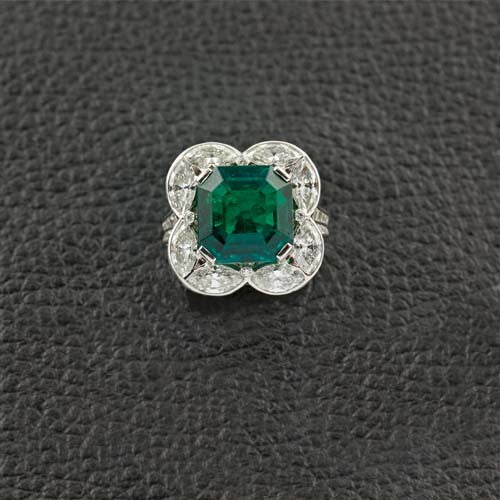 Emerald & Diamond Ring