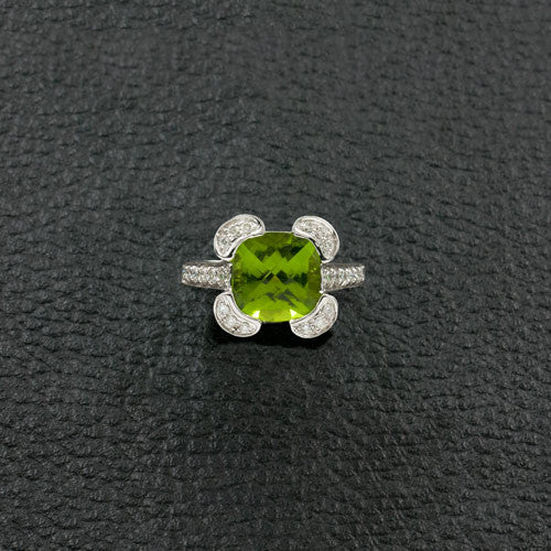 Cushion cut Peridot & Diamond Ring